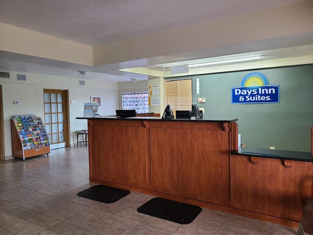 Quality Inn & Suites Orlando East - Ucf Area Alafaya Ngoại thất bức ảnh