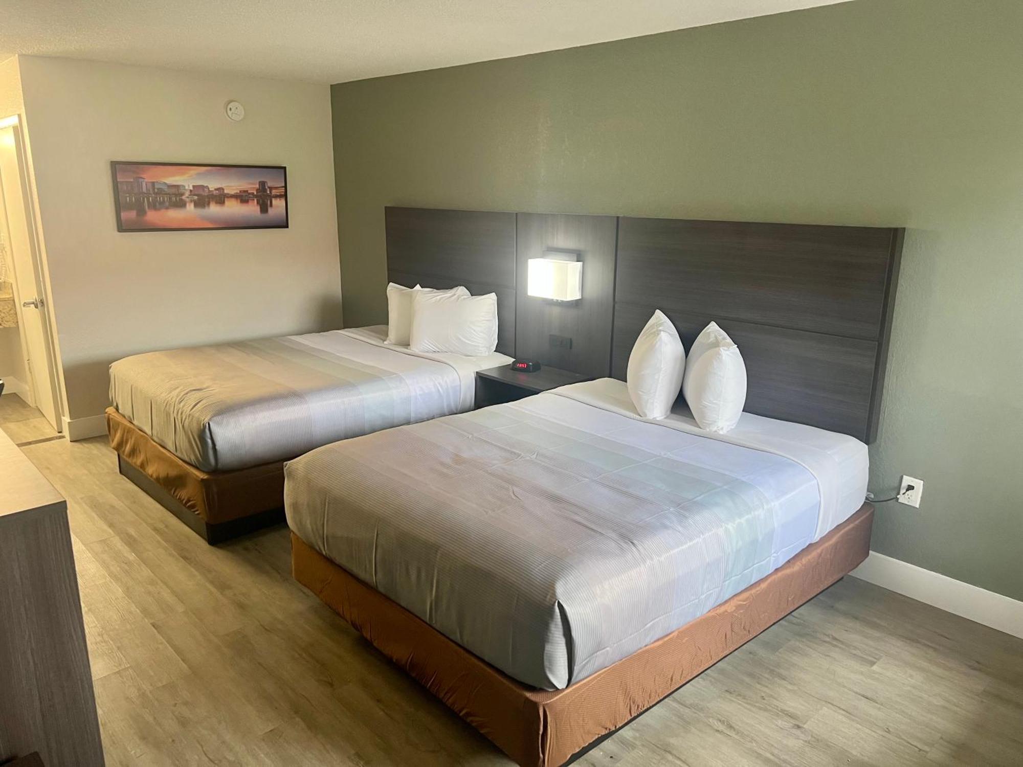 Quality Inn & Suites Orlando East - Ucf Area Alafaya Ngoại thất bức ảnh