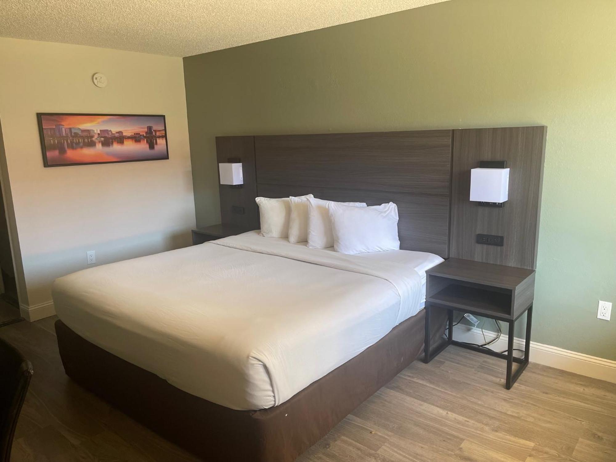 Quality Inn & Suites Orlando East - Ucf Area Alafaya Ngoại thất bức ảnh